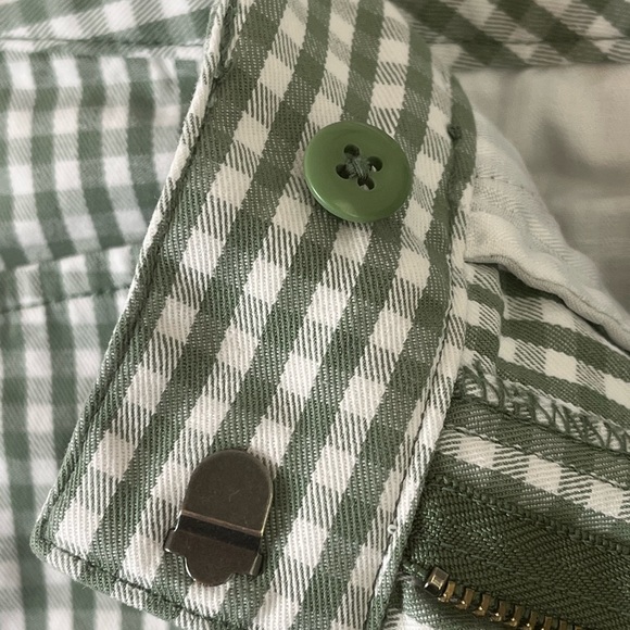 Land’s End women’s green/white gingham print shorts, size 2 - Picture 12 of 13